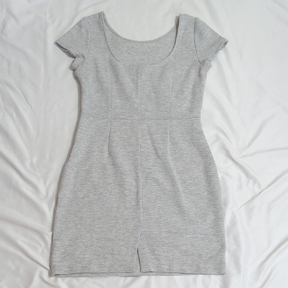 Banana Republic Herringbone Cap Sleeve Dress, Color Gray Size 6 - Picture 3 of 14